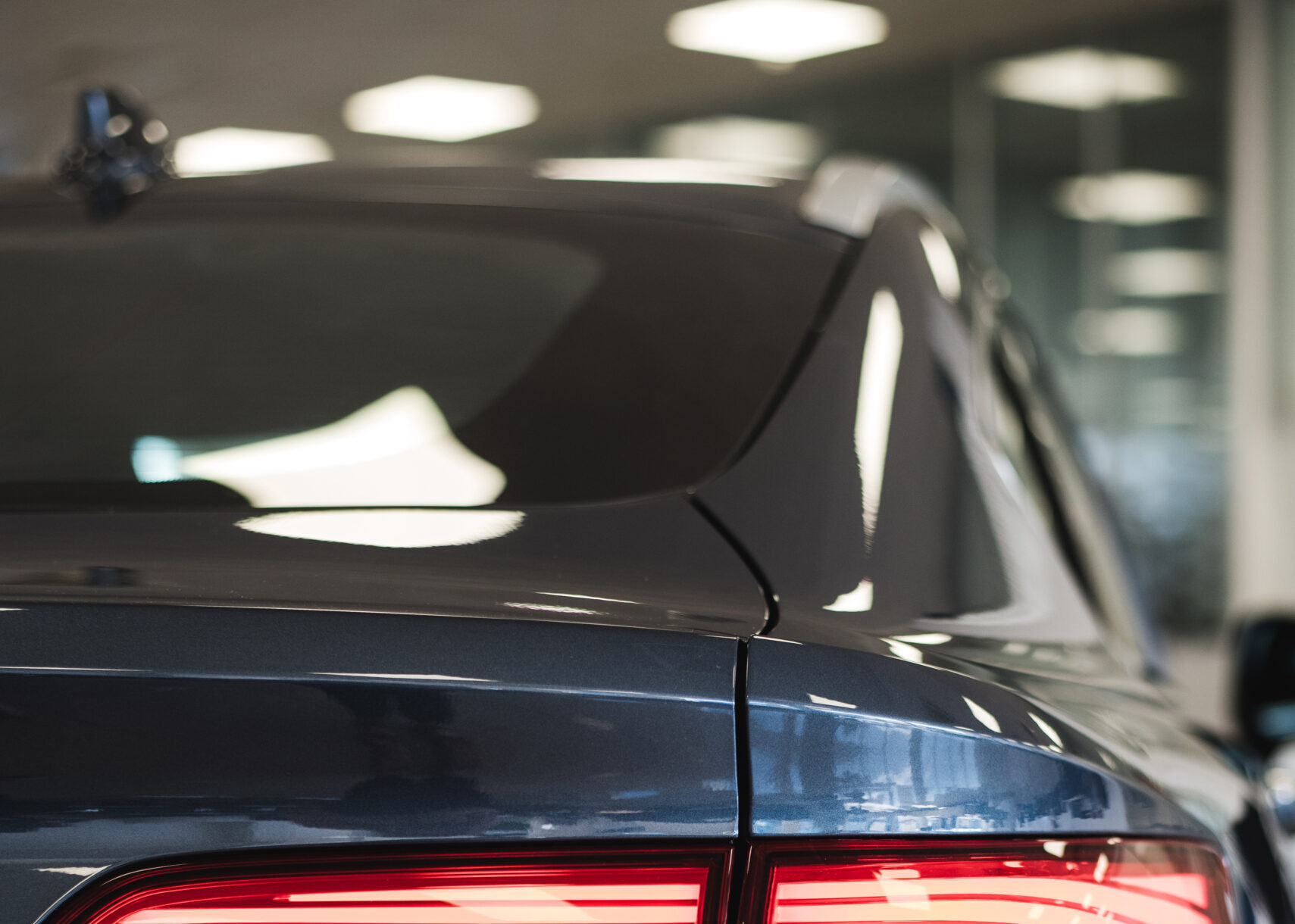Auto Back Glass Installation Repair