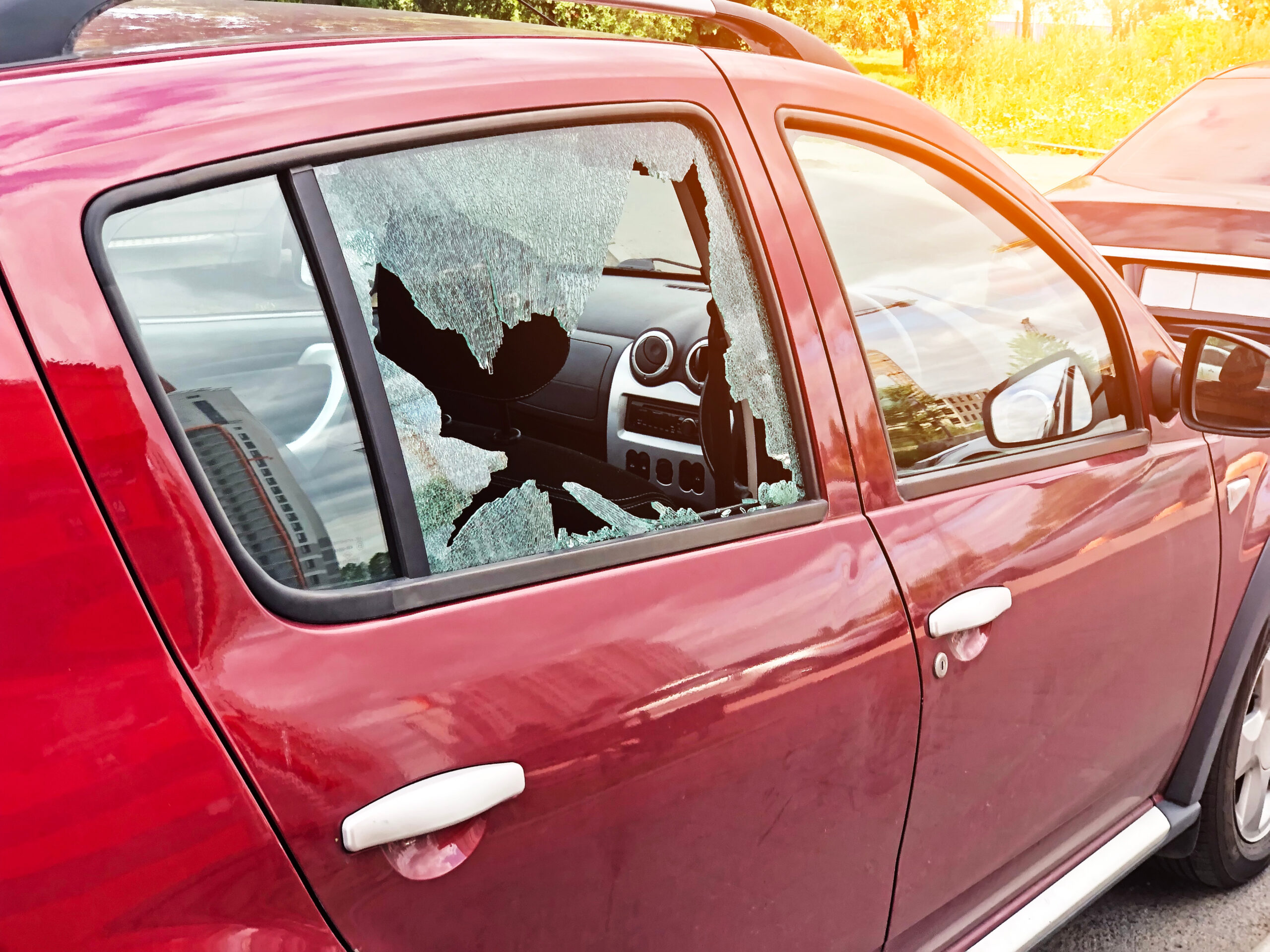 Auto Door Glass Installation & Repair