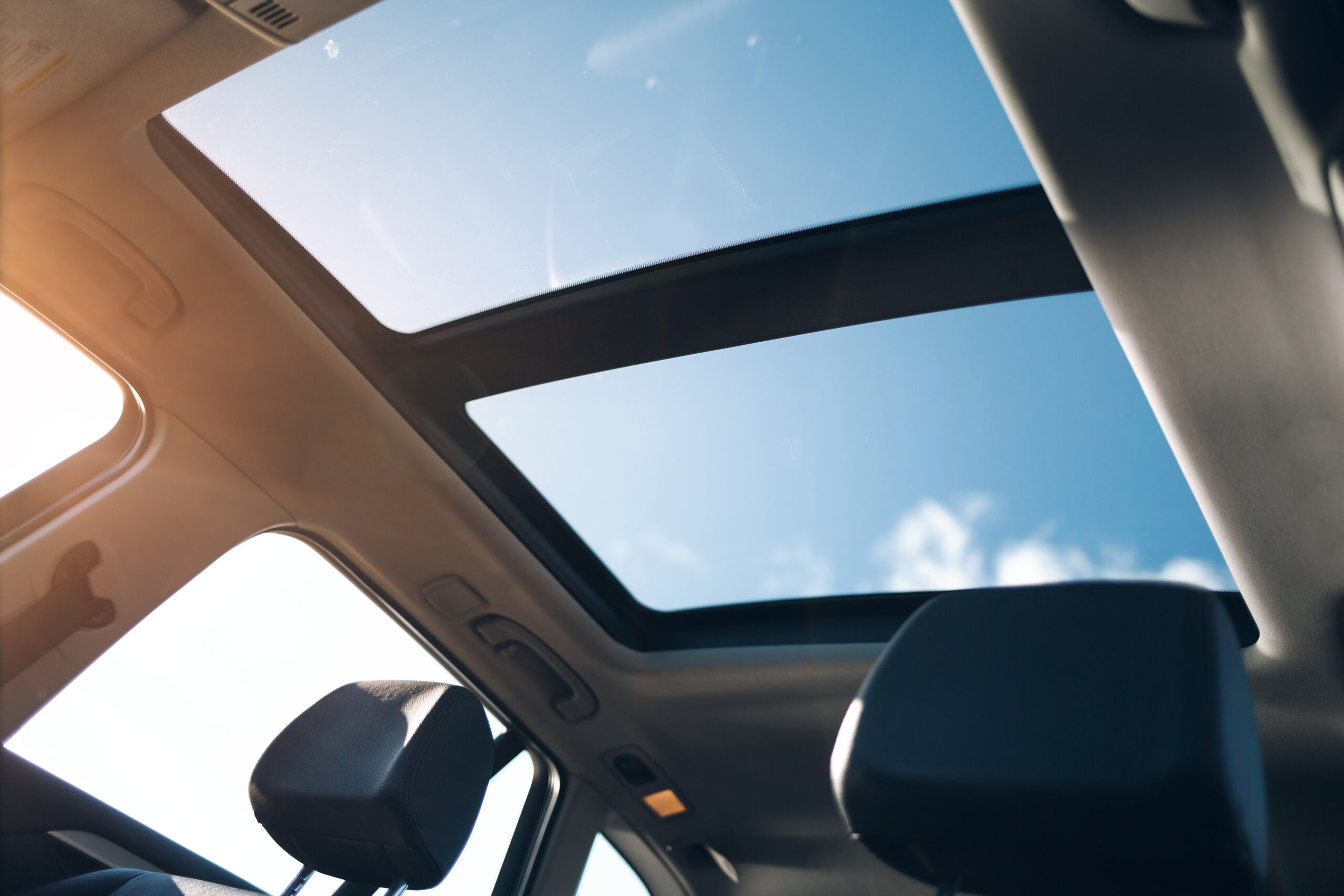 Auto Roof Glass Replacement