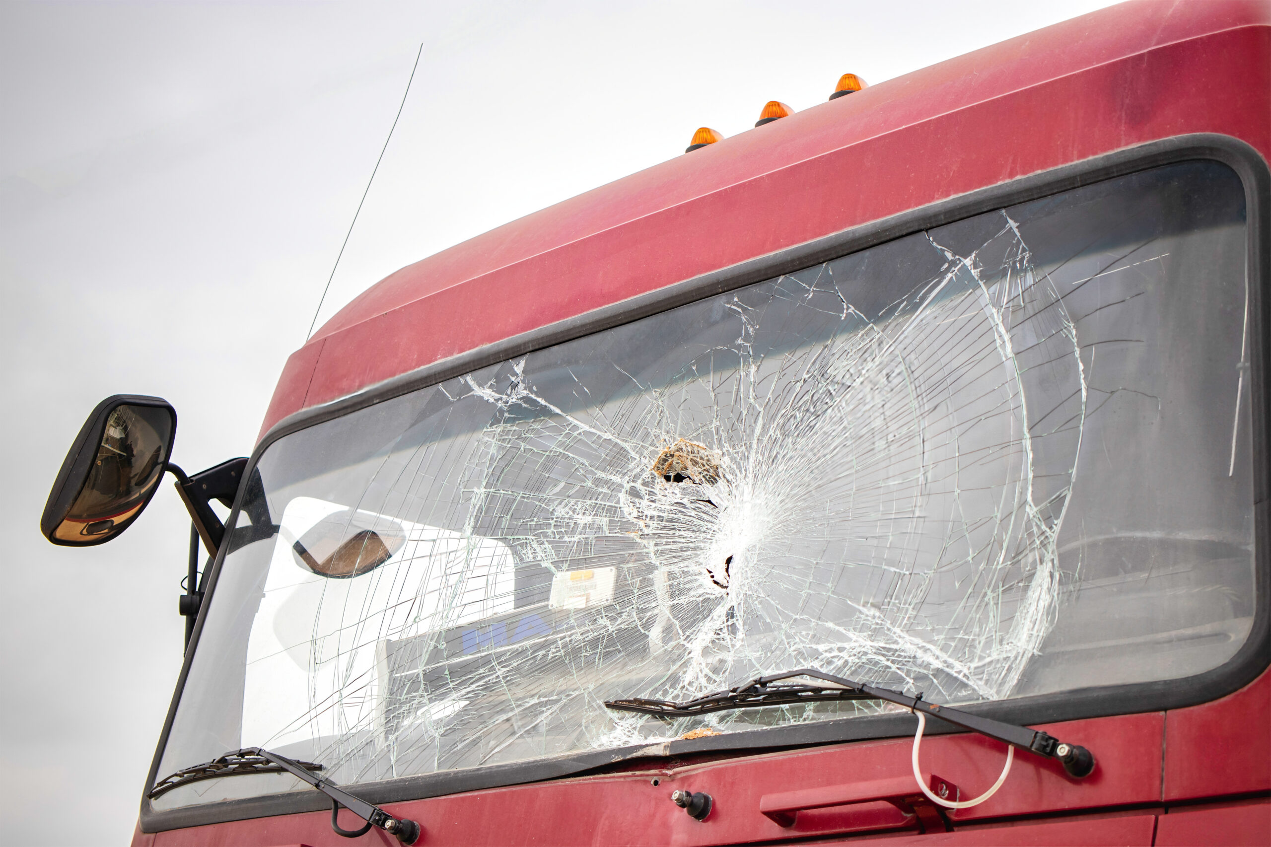 RV Windshield Glass Installation in Arlington