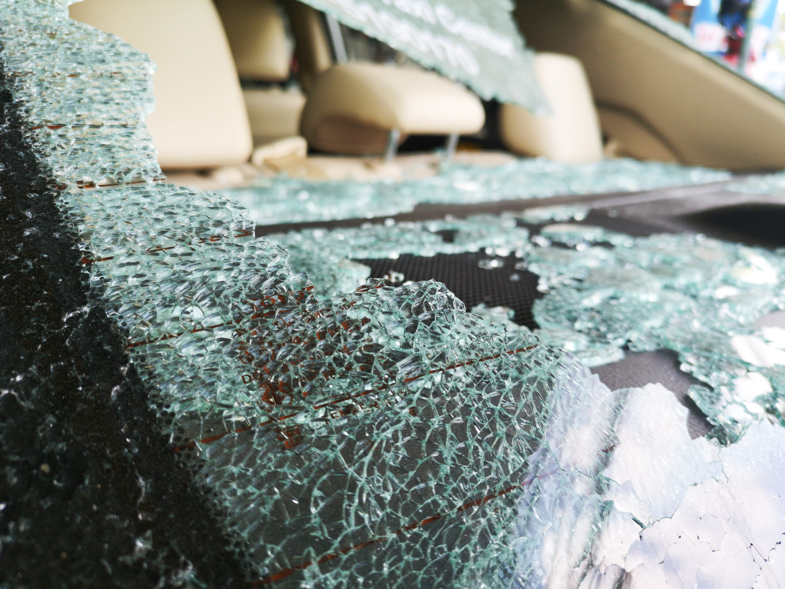 What Triggers a Need for Auto Back Glass Replacement in Sammamish