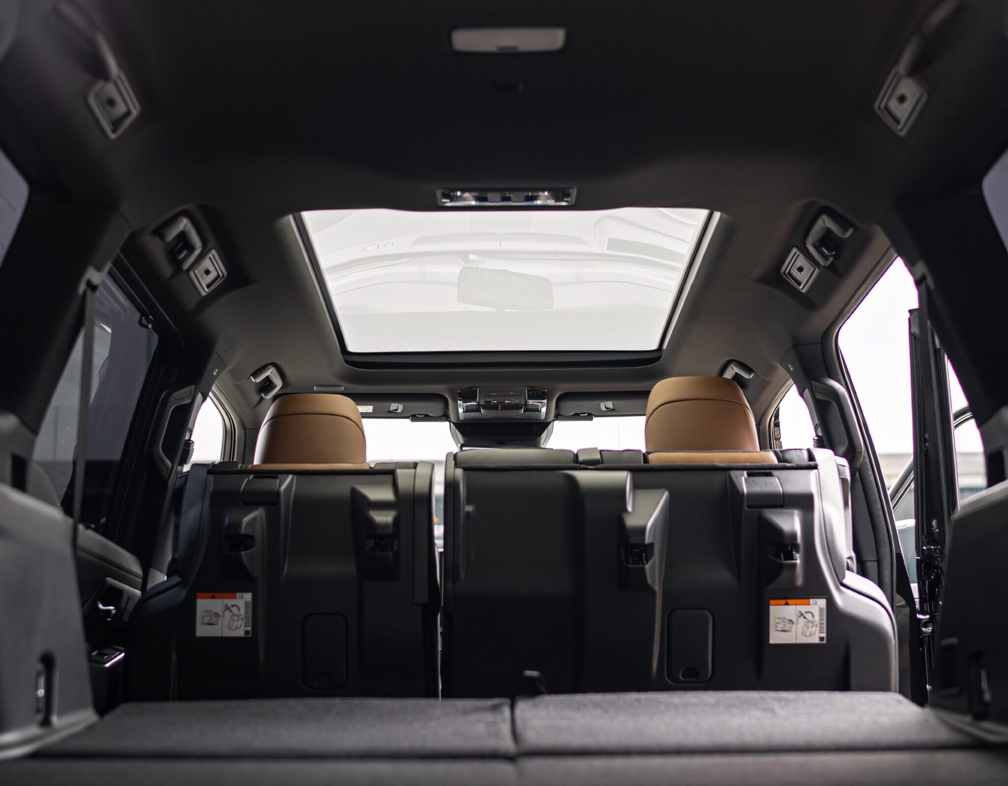 Roof Glass Replacement Options for Woodinville Vehicles