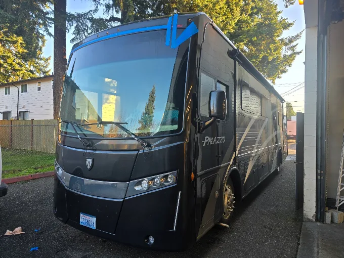What Triggers a Need for RV Windshield Glass Replacement in Mercer Island